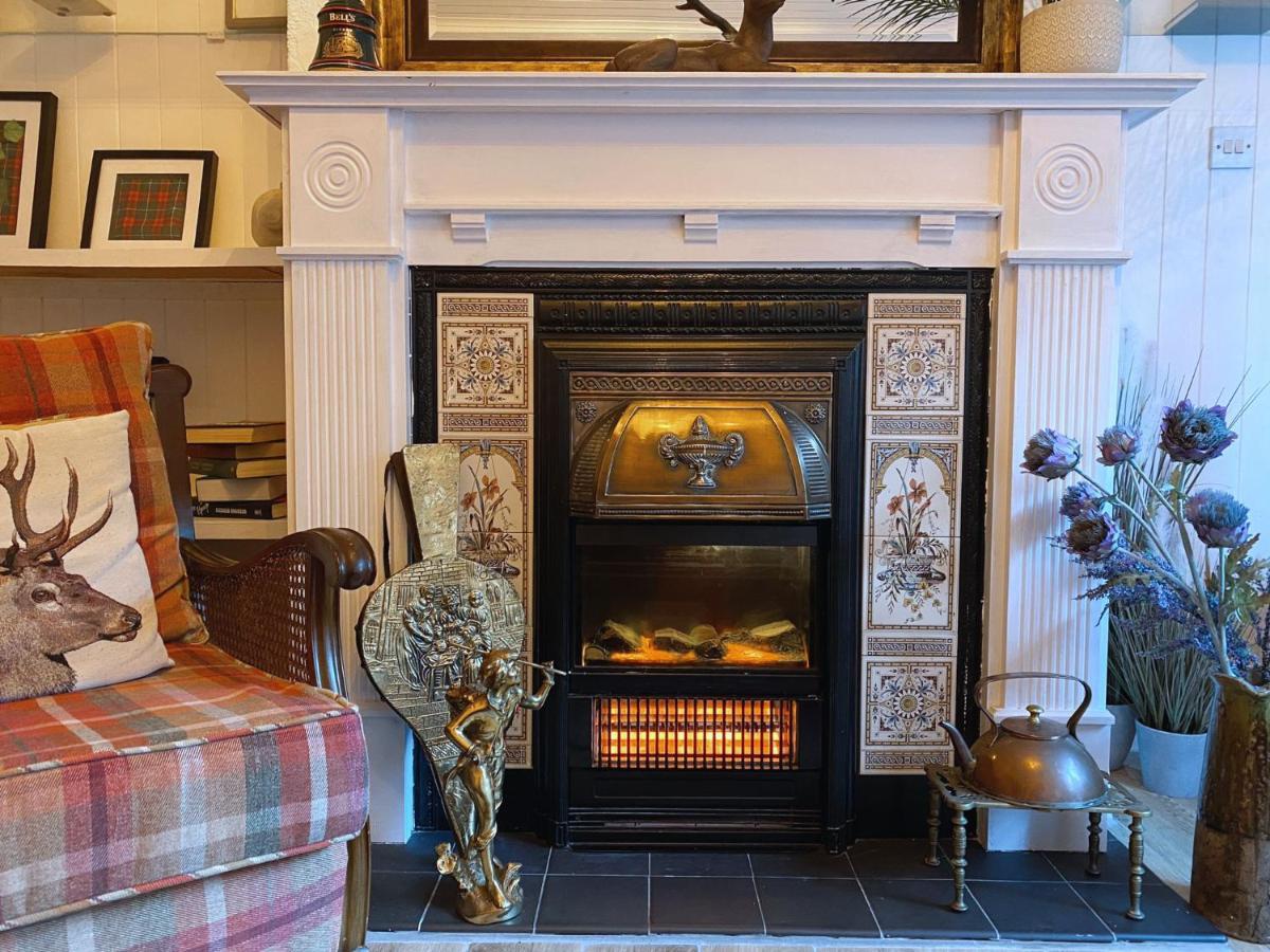 Macleen Cottage Arrochar Extérieur photo