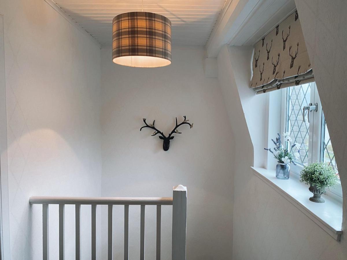 Macleen Cottage Arrochar Extérieur photo